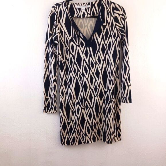 Diane von Furstenberg Long Sleeve Shift Geometric blue and cream Dresse size 6 - Picture 1 of 6